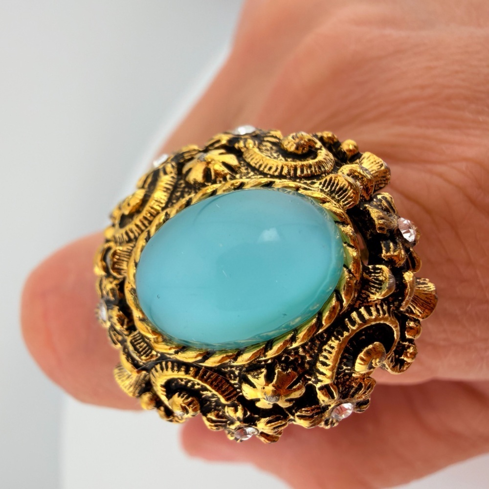 Sarah Cov 1971 Aqua Treasure moon glow glass ring - Picture 9 of 16